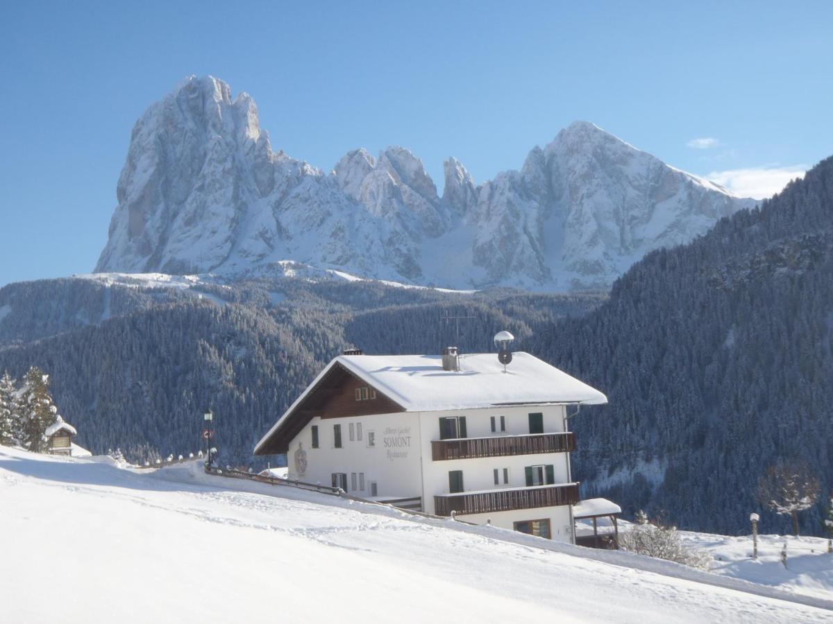 Albergo Somont โอติเซ ภายนอก รูปภาพ