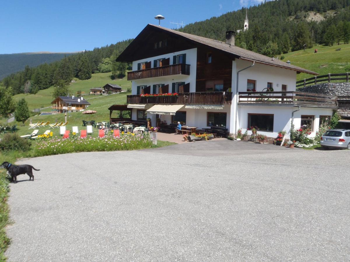 Albergo Somont โอติเซ ภายนอก รูปภาพ